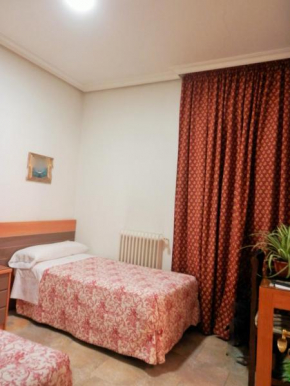  Hostal del Pez Azul  Мадрид